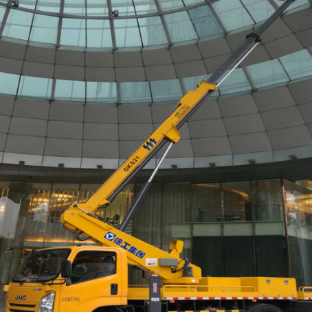 温江附近高空作业车租赁｜安全设备租赁｜高空安装|工程定制化方案｜亿立达设备租赁